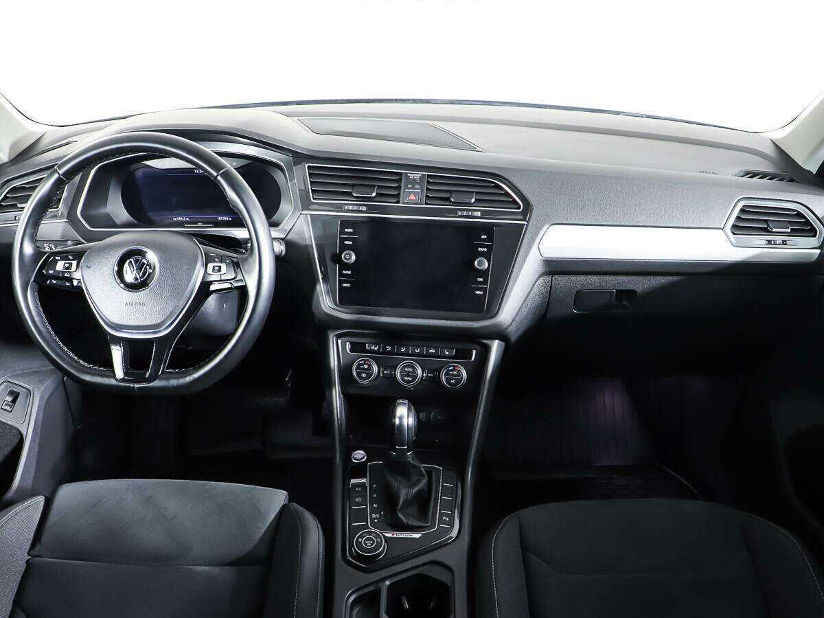 Volkswagen Tiguan, 2018 Фото №11