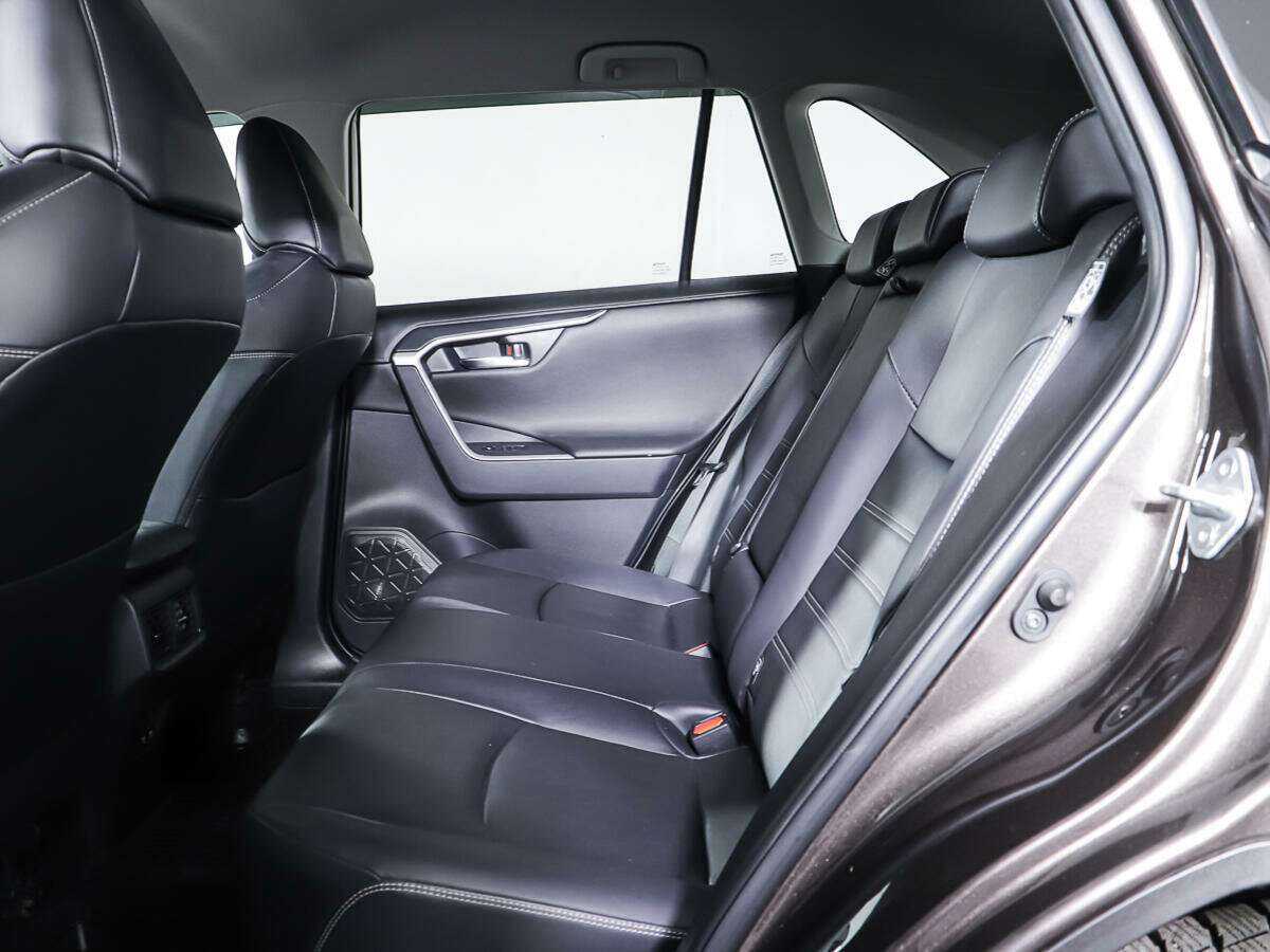Toyota RAV4, 2019 Фото №10