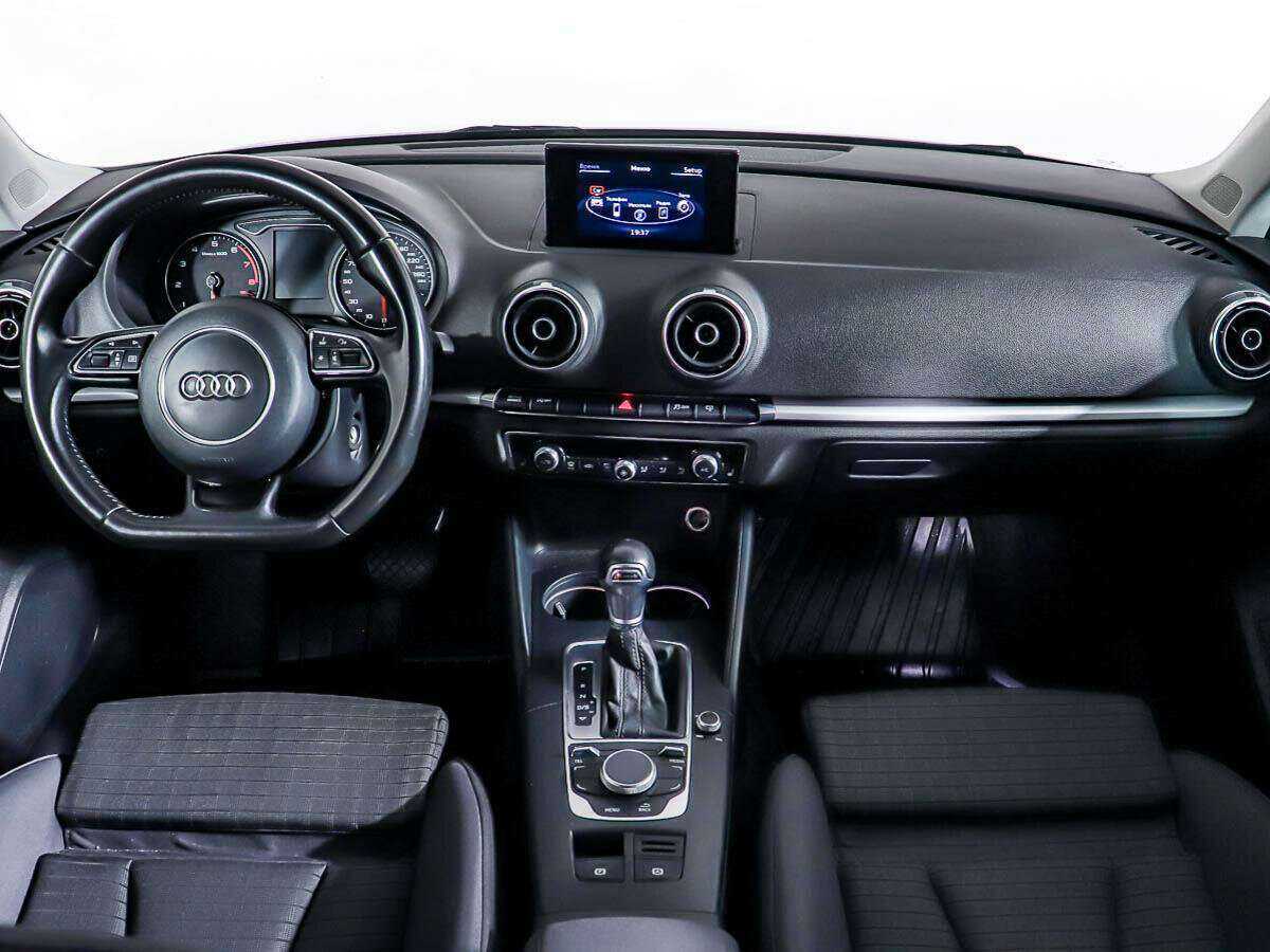 Audi A3, 2015 Фото №10