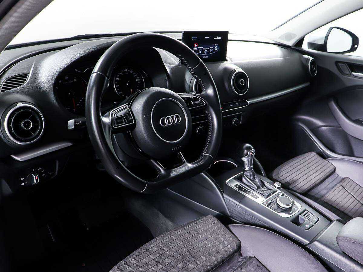 Audi A3, 2015 Фото №12