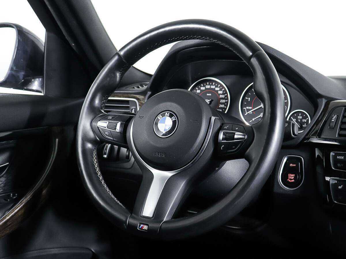 BMW 3 серии 320i xDrive, 2016 Фото №15