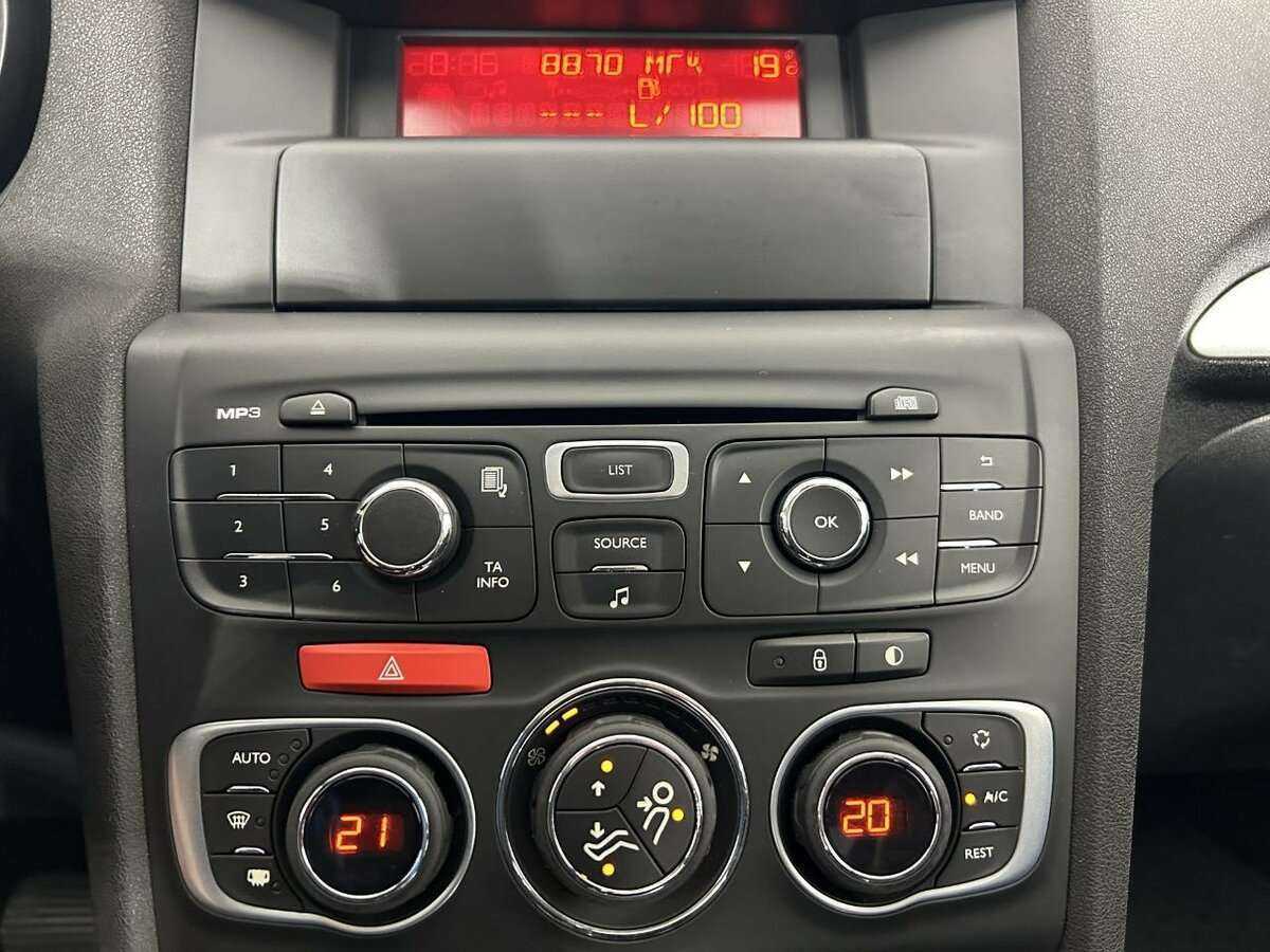 Citroen C4, 2013 Фото №11