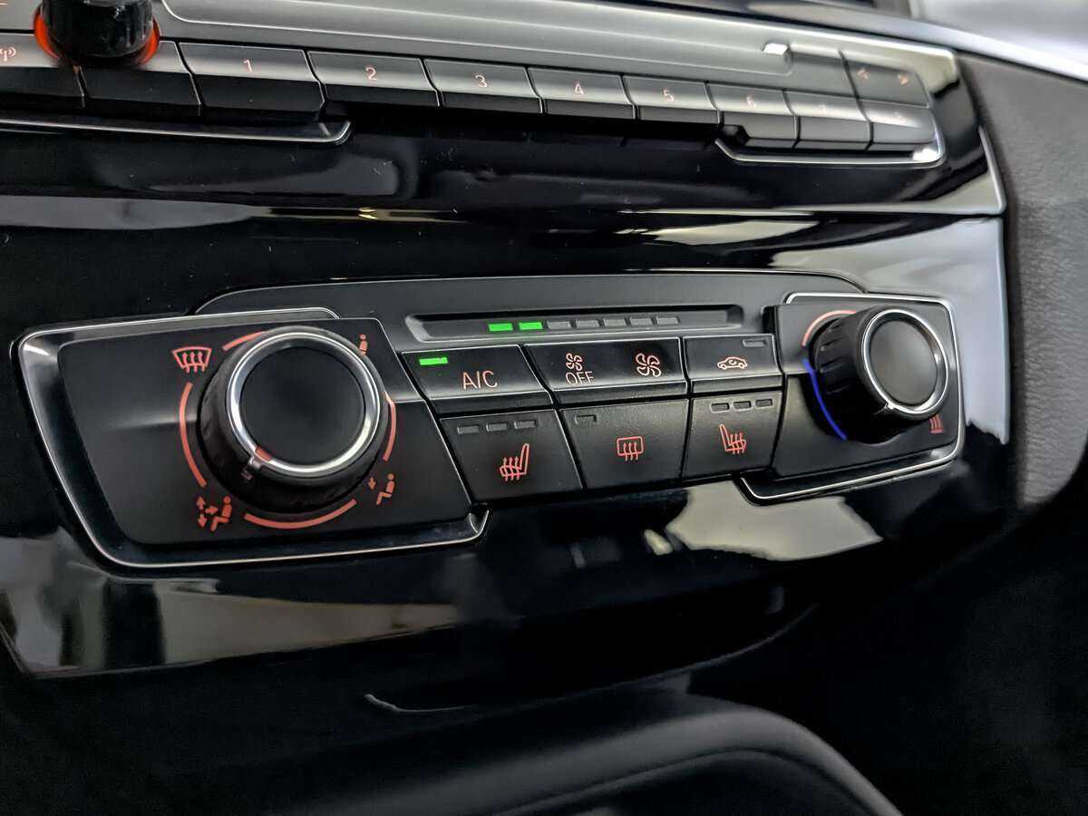 BMW X1 18i sDrive, 2019 Фото №17