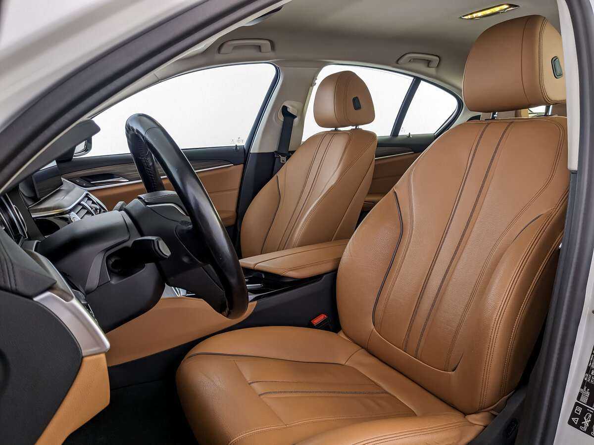 BMW 5 серии 520d xDrive, 2017 Фото №15