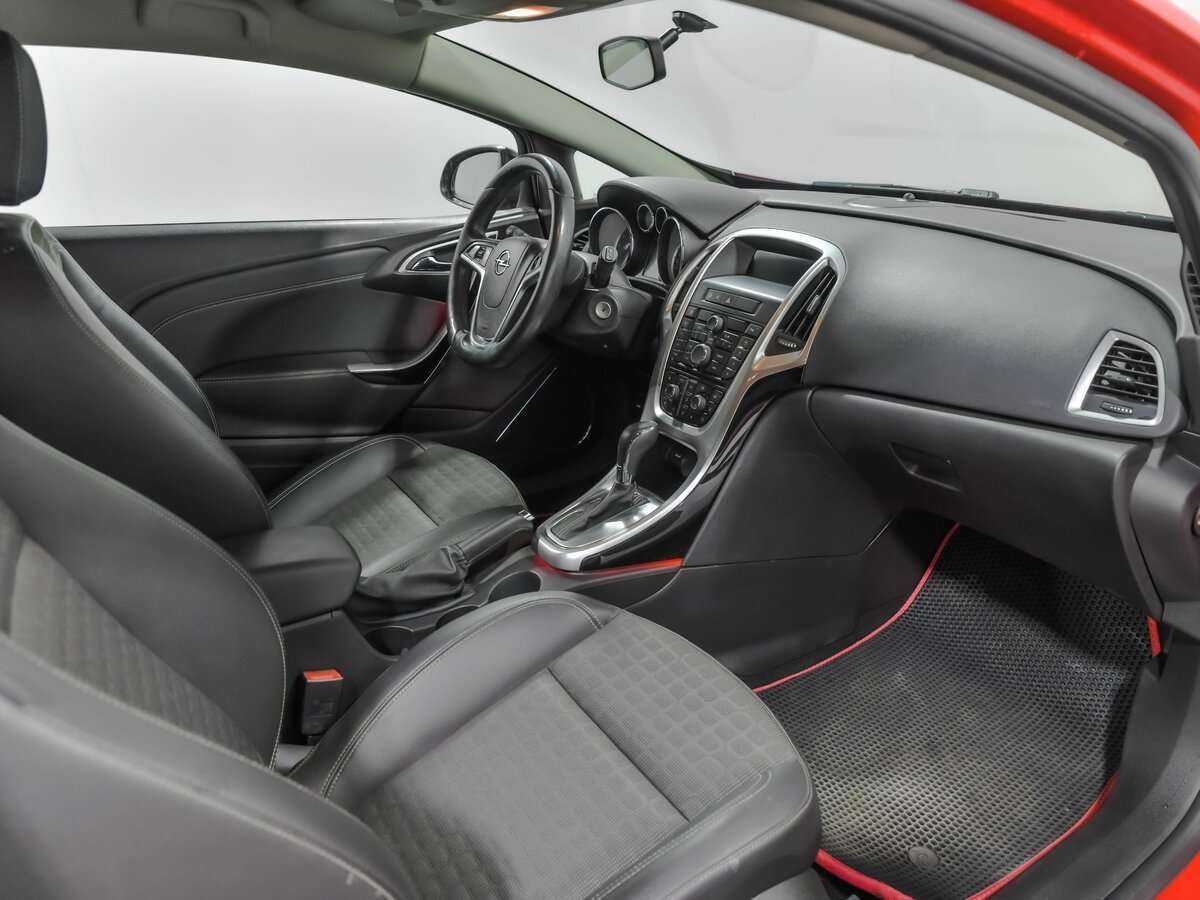 Opel Astra GTC, 2013 Фото №11