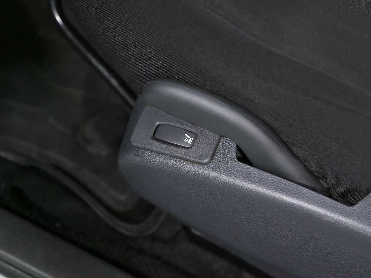 Nissan Almera, 2018 Фото №13