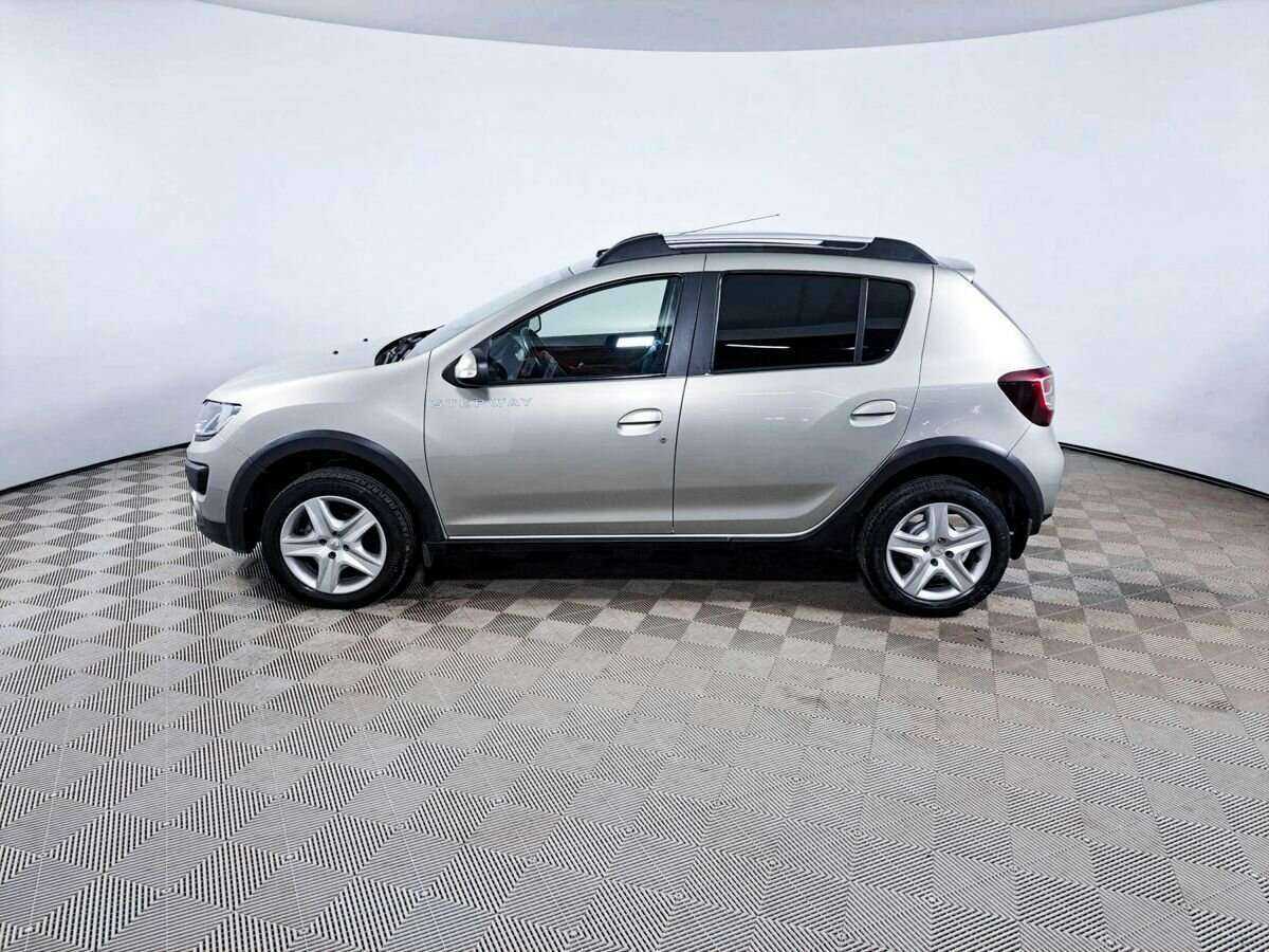 Renault Sandero Stepway, 2017 - 73 000 км. | Фото №8