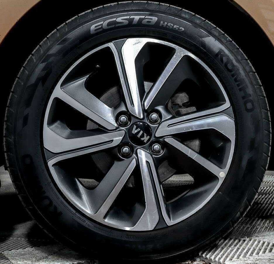 Kia Rio, 2019 Фото №17