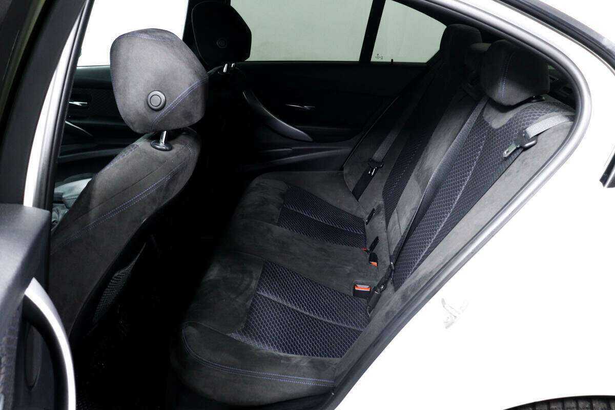 BMW 3 серии 320i xDrive, 2014 Фото №12