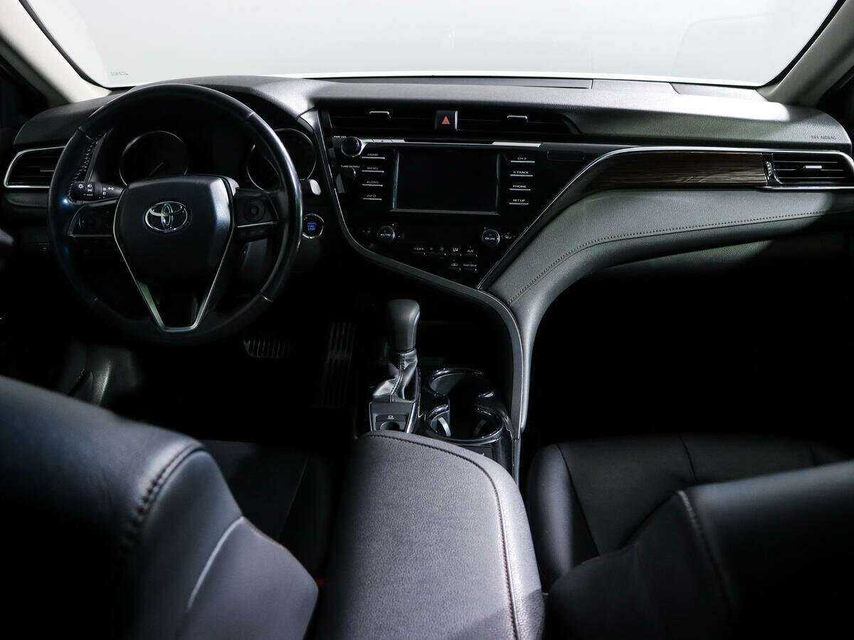 Toyota Camry, 2019 Фото №10