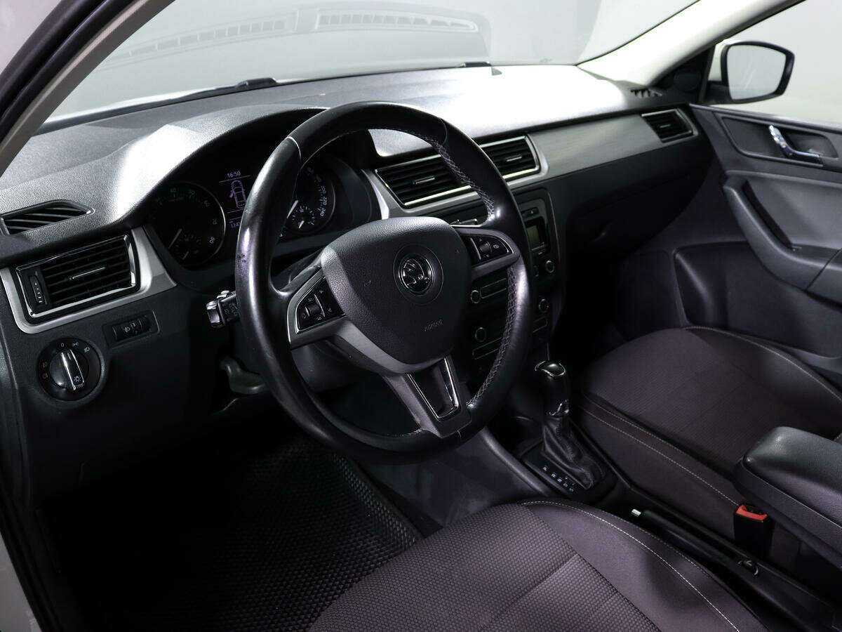 Skoda Rapid, 2014 Фото №13