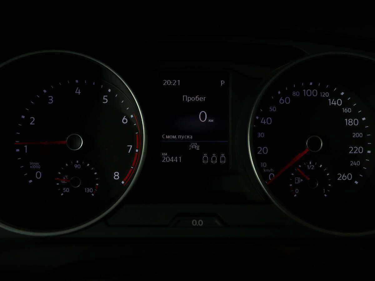 Volkswagen Tiguan, 2021 Фото №10