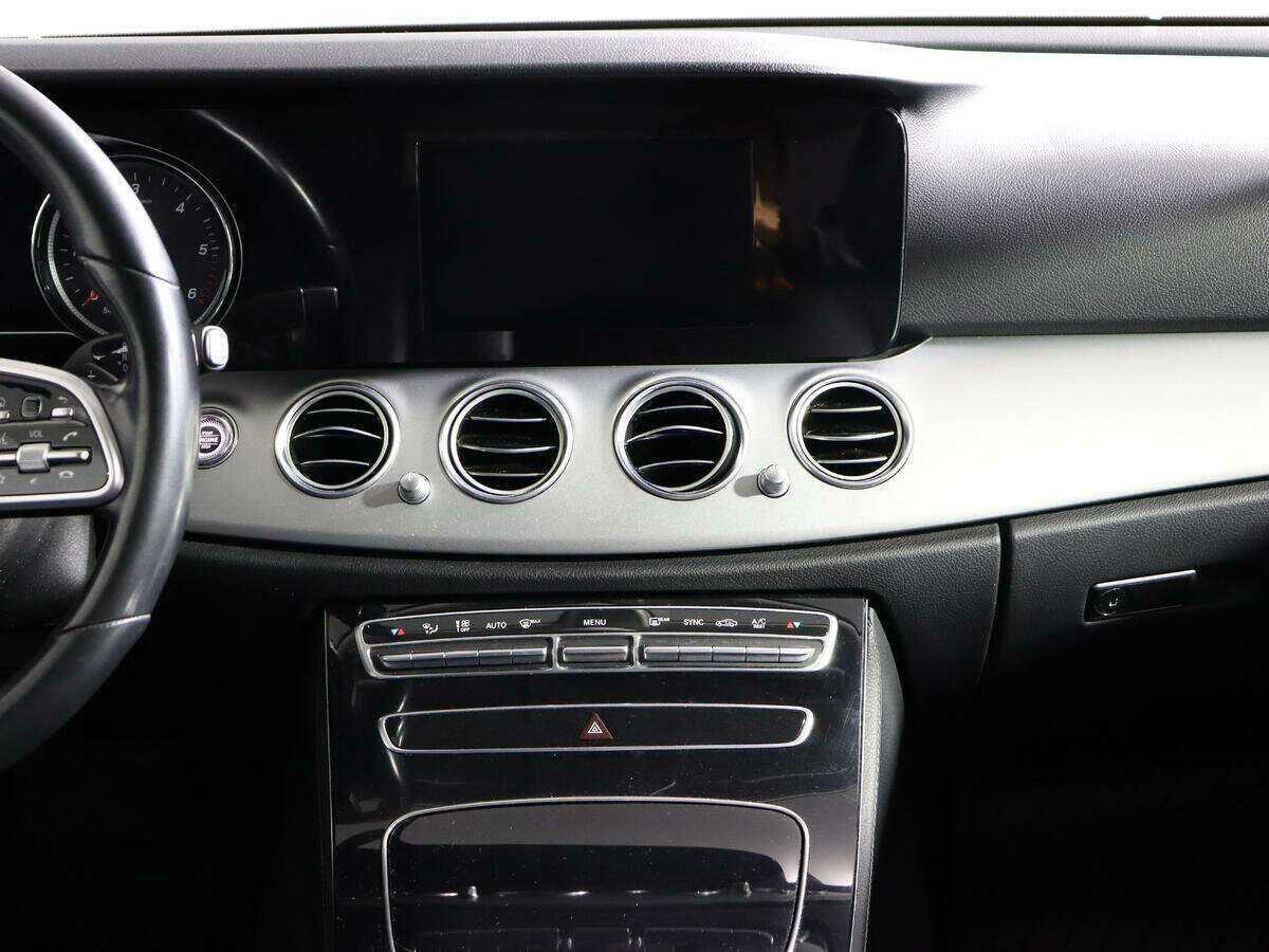 Mercedes-Benz E-Класс 200 d, 2019 Фото №11