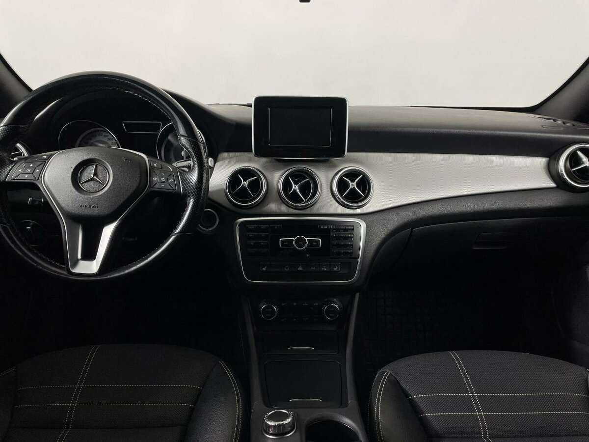 Mercedes-Benz CLA 200, 2014 Фото №7