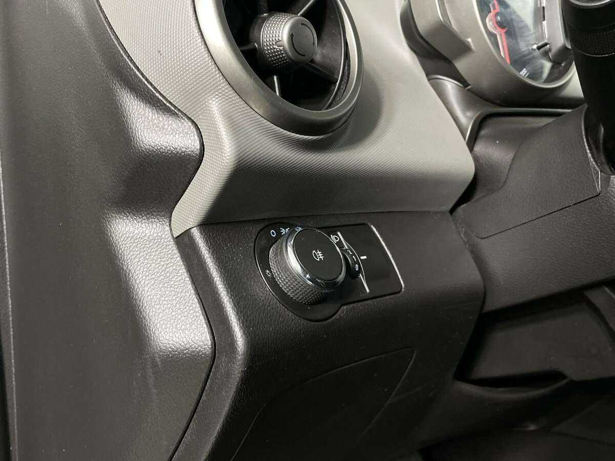 Chevrolet Aveo, 2013 Фото №8