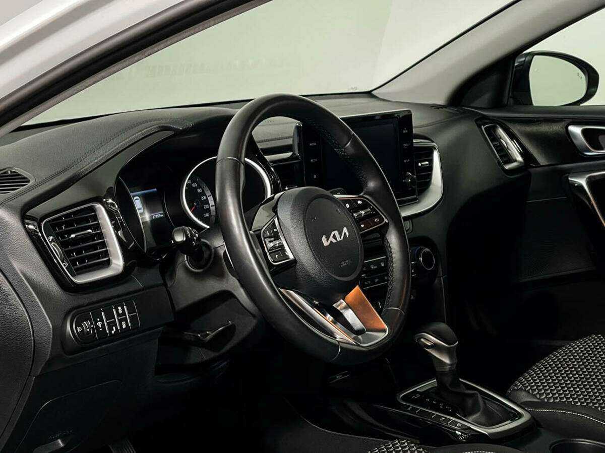 Kia Ceed, 2021 Фото №11