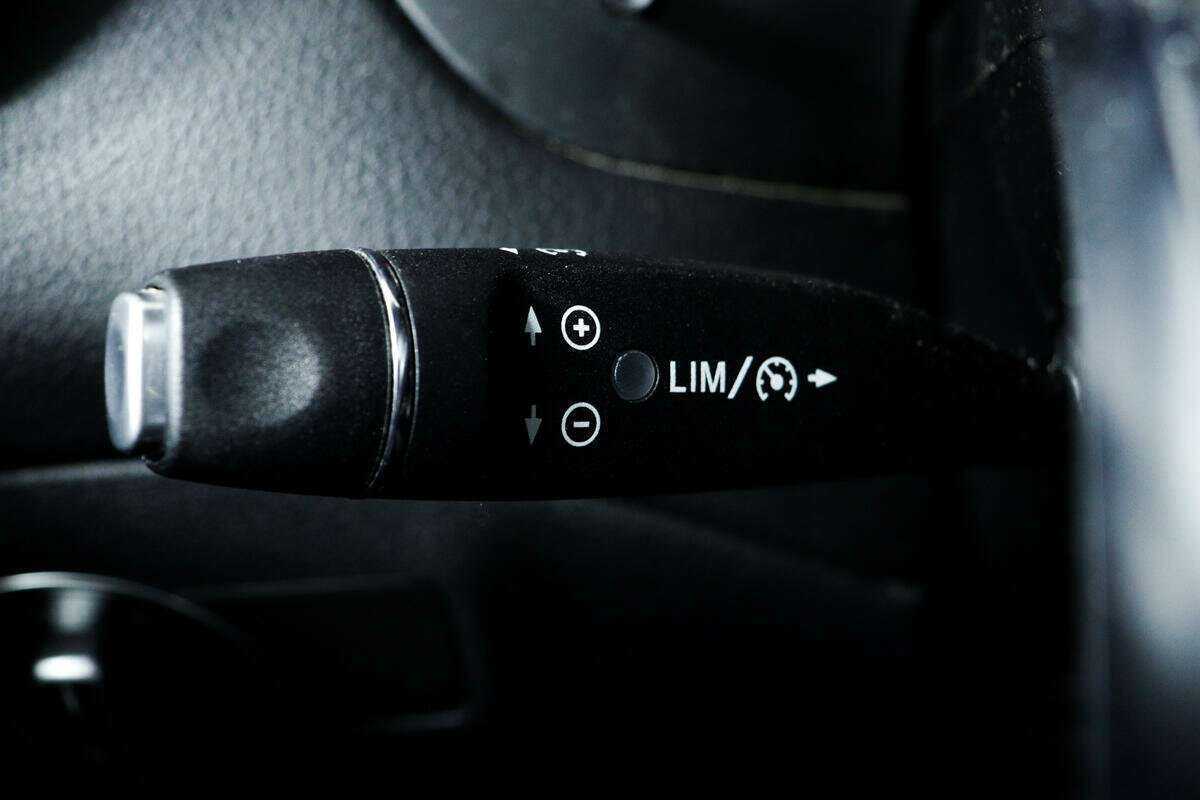 Mercedes-Benz CLA 200, 2015 Фото №15