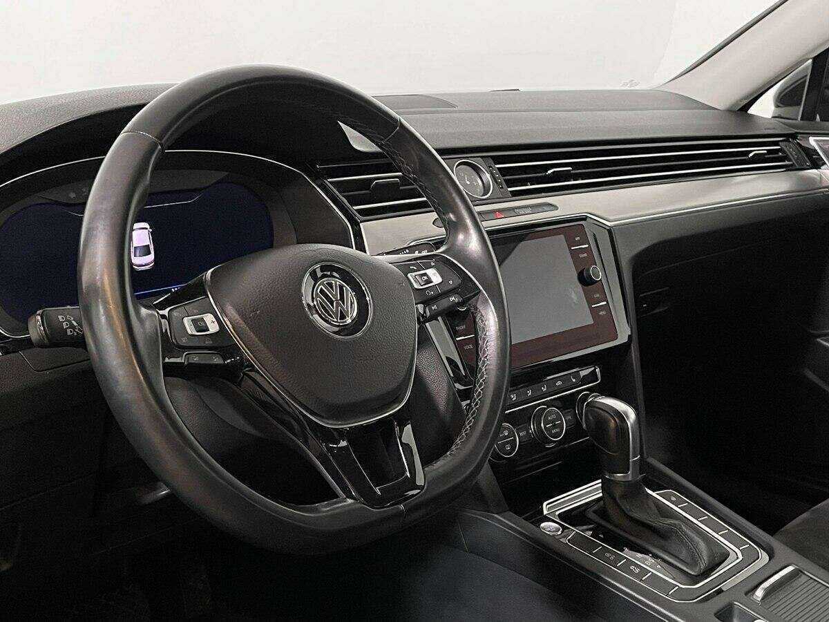 Volkswagen Passat, 2017 Фото №14