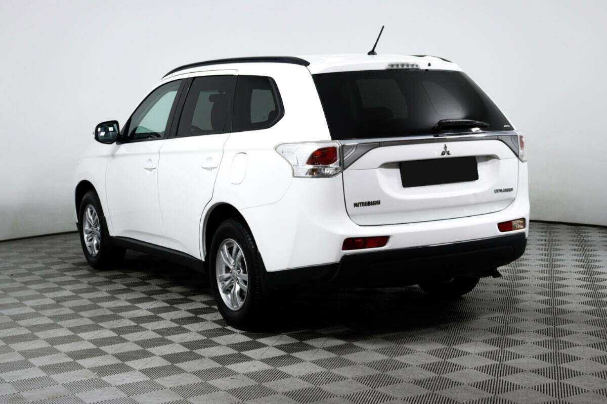 Mitsubishi Outlander, 2013 Фото №7