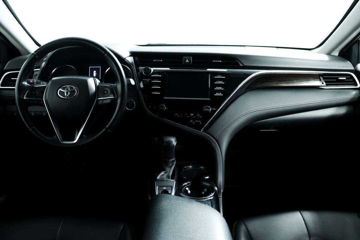 Toyota Camry, 2019 Фото №11
