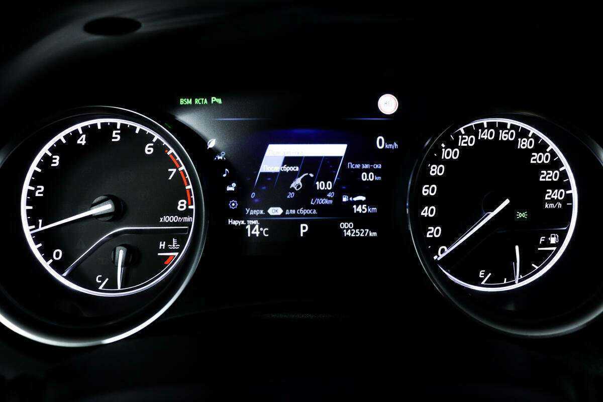 Toyota Camry, 2019 Фото №10