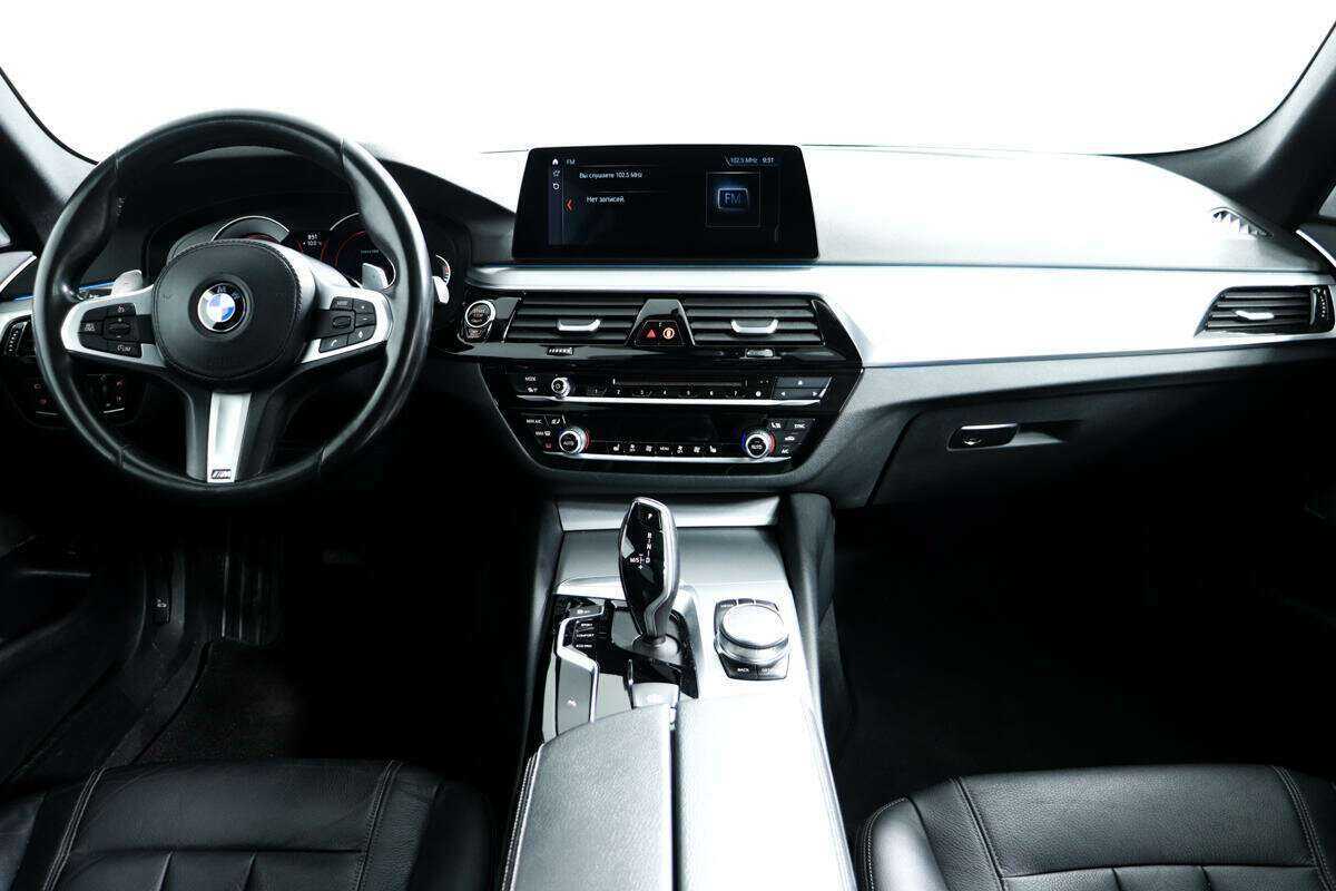 BMW 5 серии 520d, 2019 Фото №11