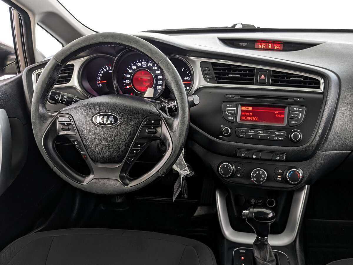 Kia Ceed, 2015 Фото №16