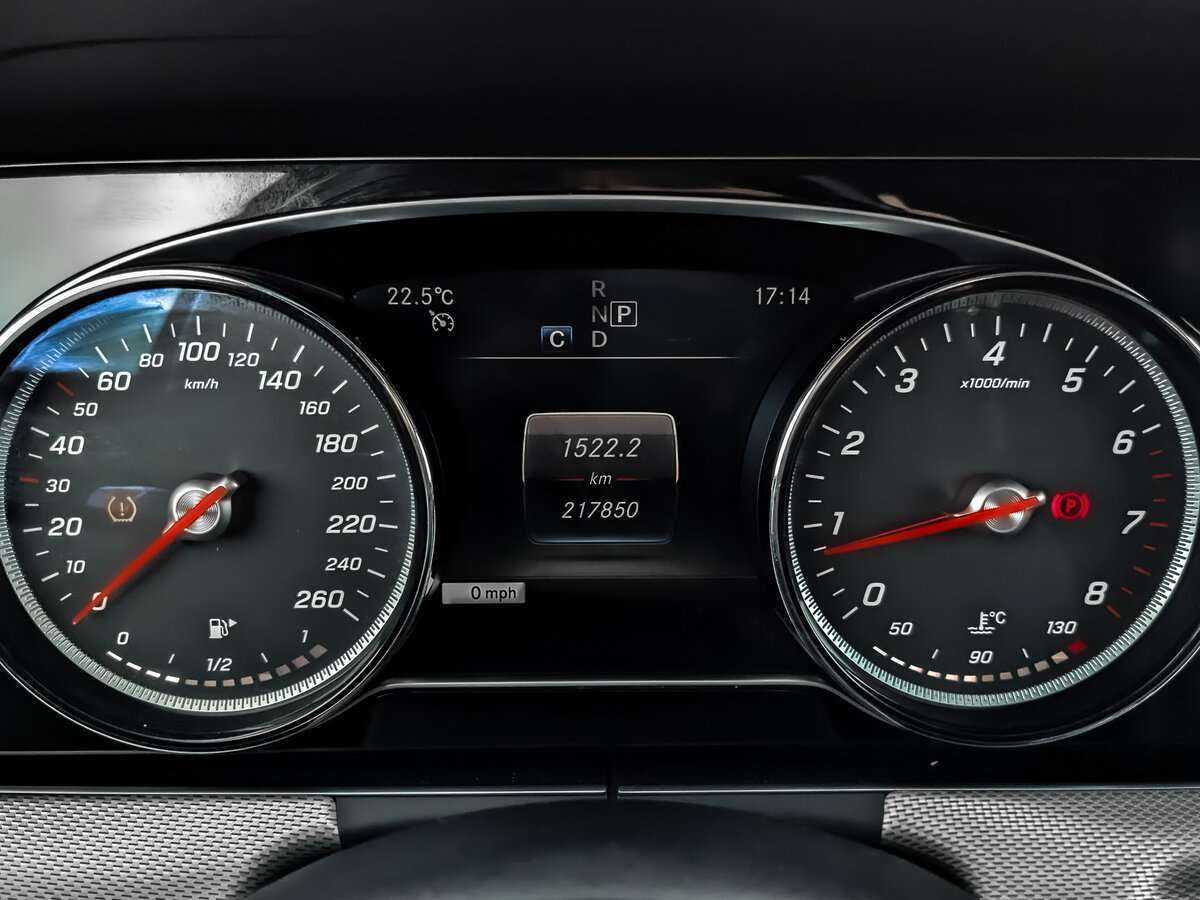 Mercedes-Benz E-Класс 200, 2018 Фото №12