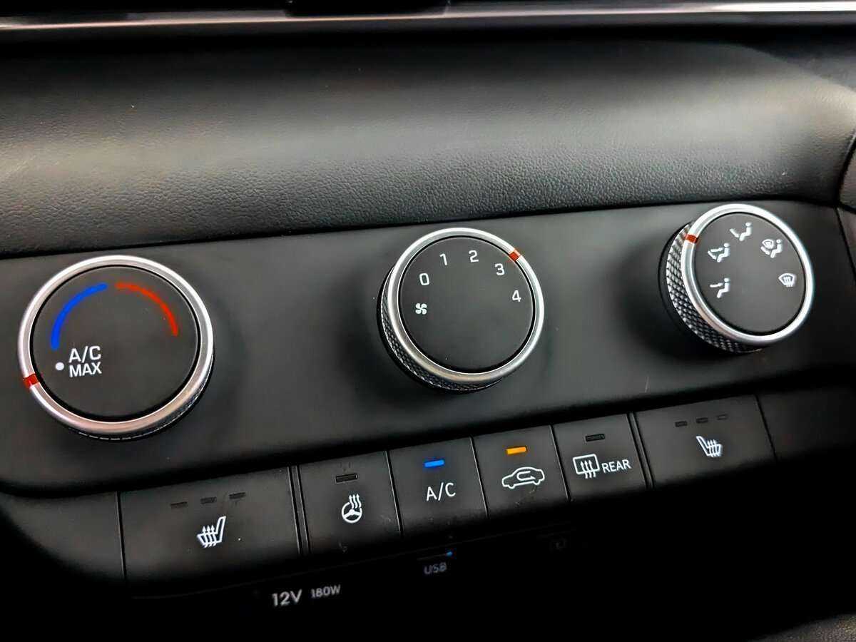 Hyundai Elantra, 2022 Фото №25