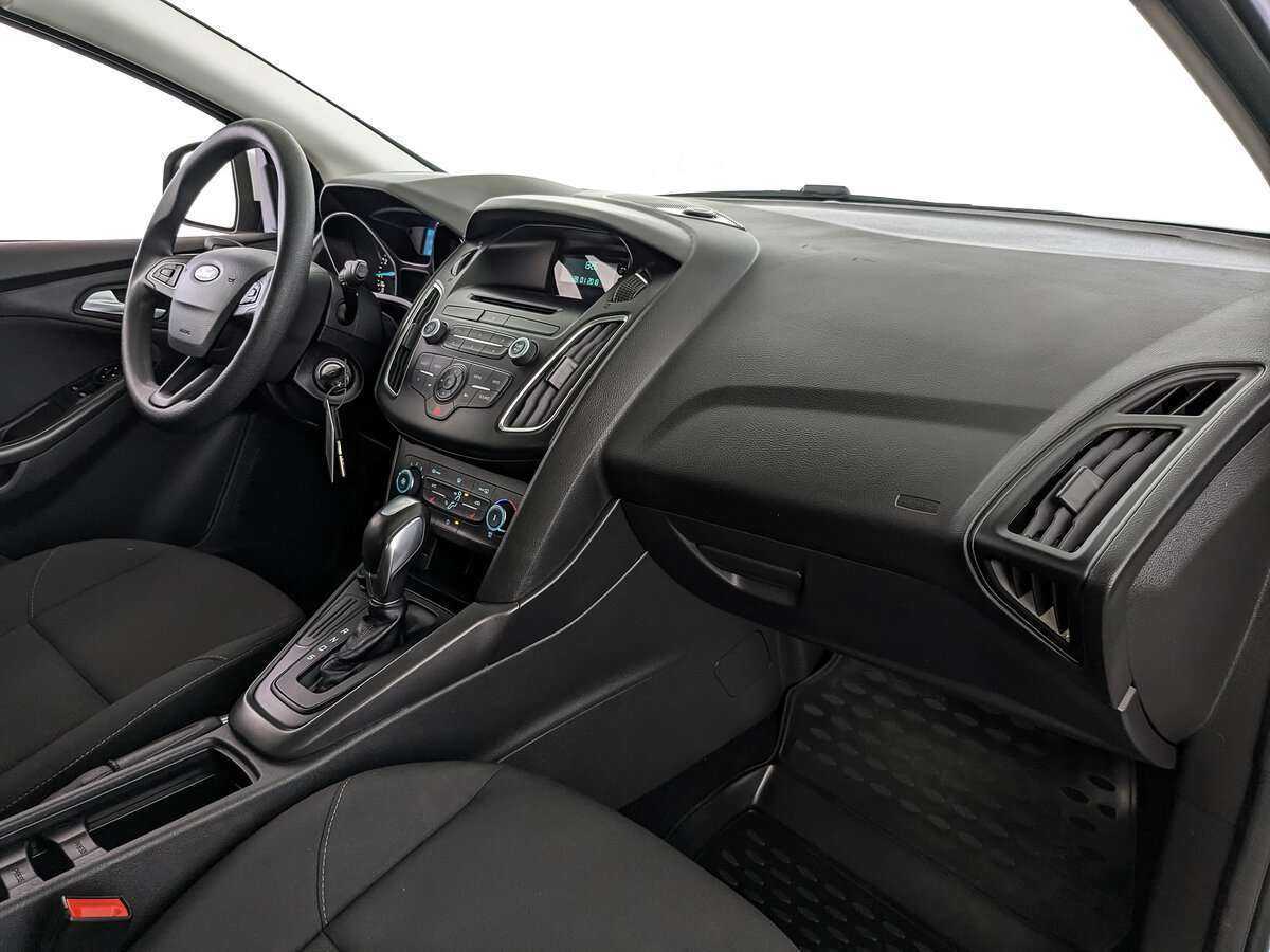 Ford Focus, 2018 Фото №9