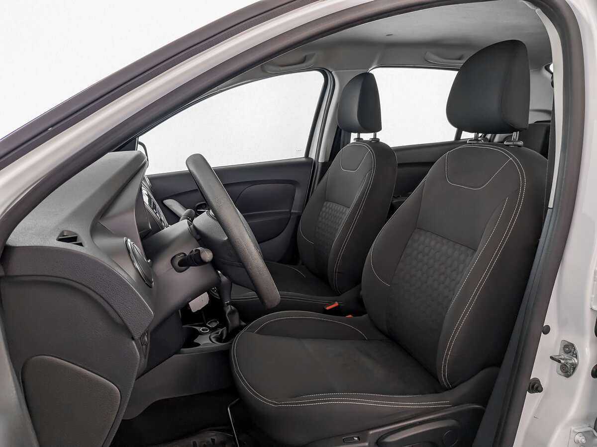 Renault Logan, 2017 Фото №16