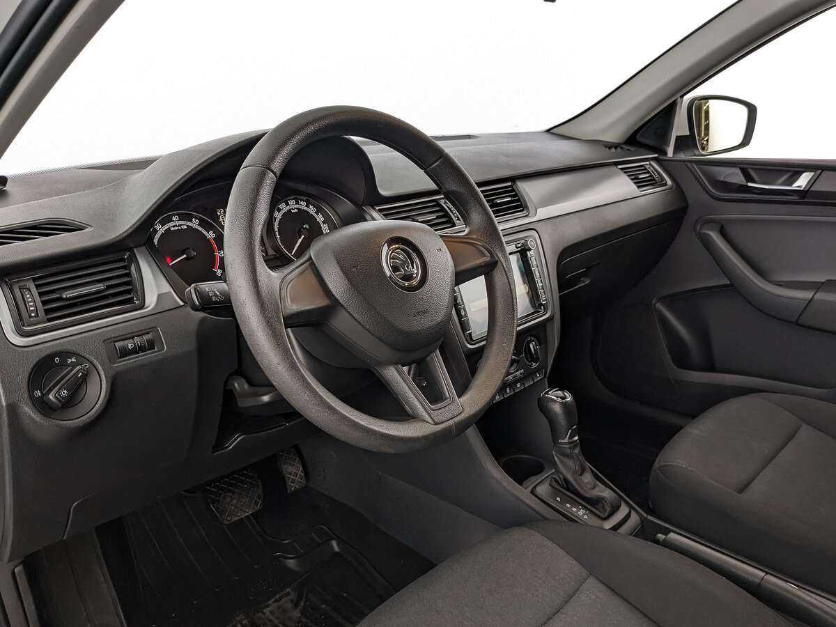 Skoda Rapid, 2018 Фото №11