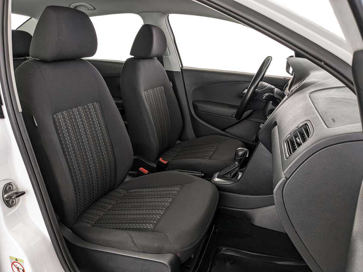 Volkswagen Polo, 2019 Фото №23