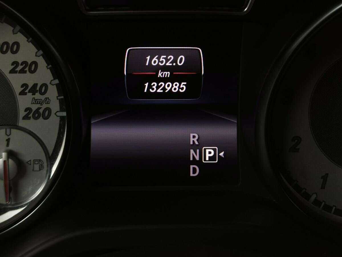 Mercedes-Benz CLA 200, 2015 Фото №15