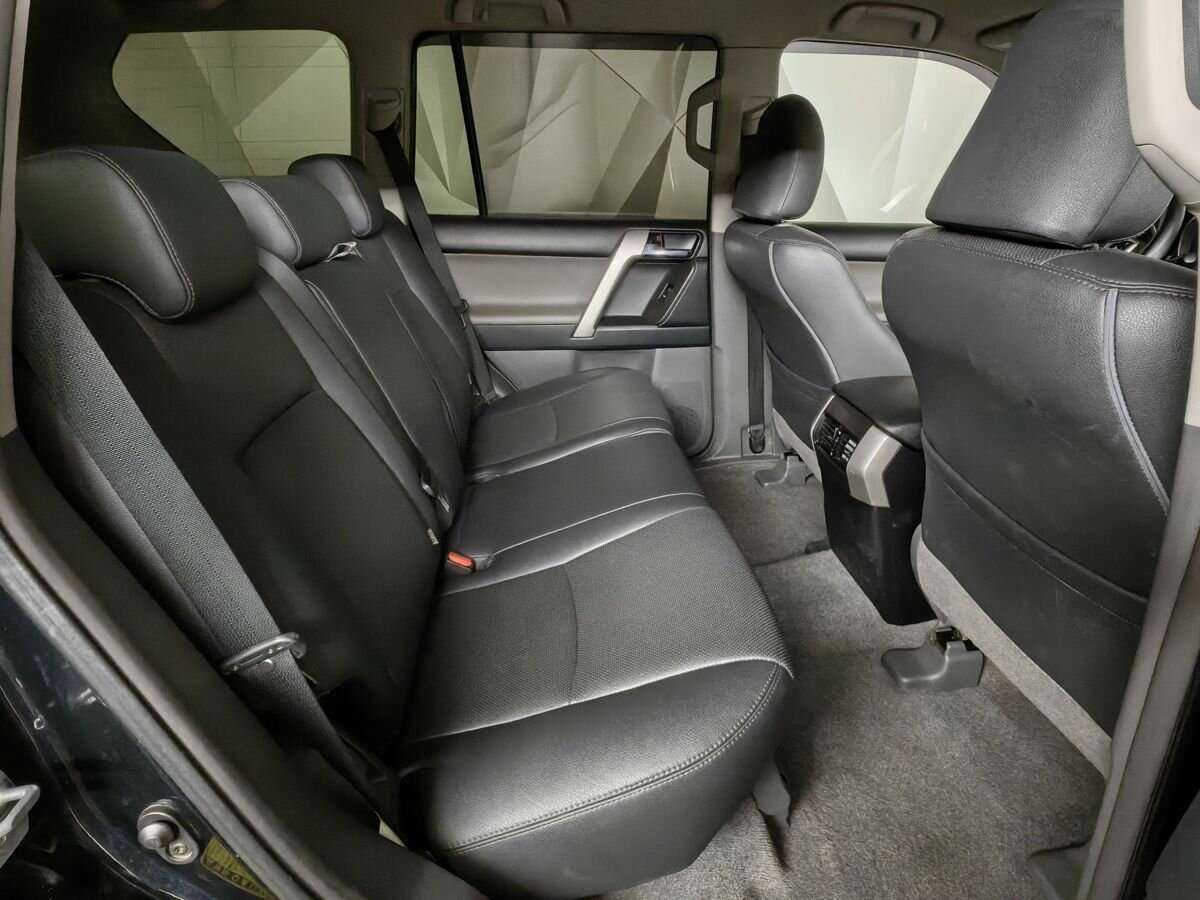 Toyota Land Cruiser Prado, 2012 Фото №12