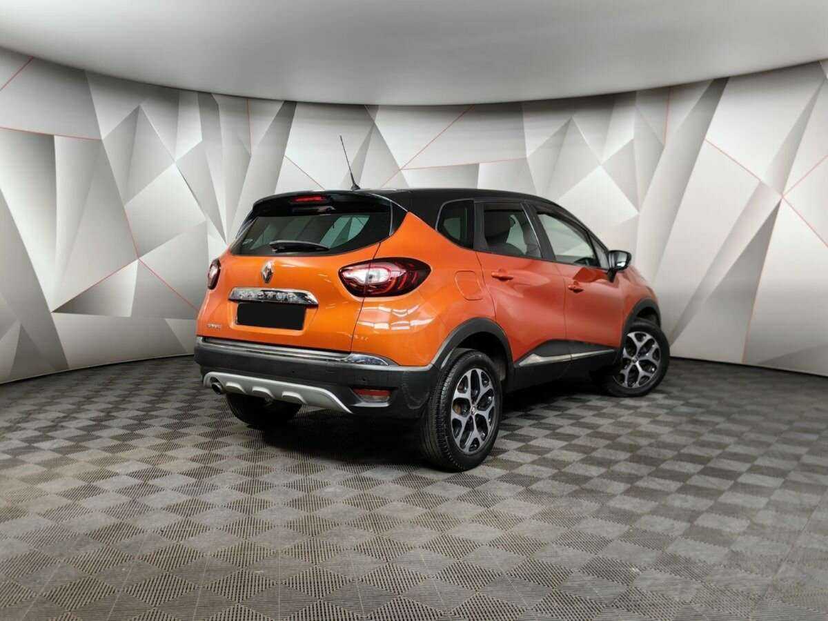 Renault Kaptur, 2017 - 54 942 км. | Фото №2