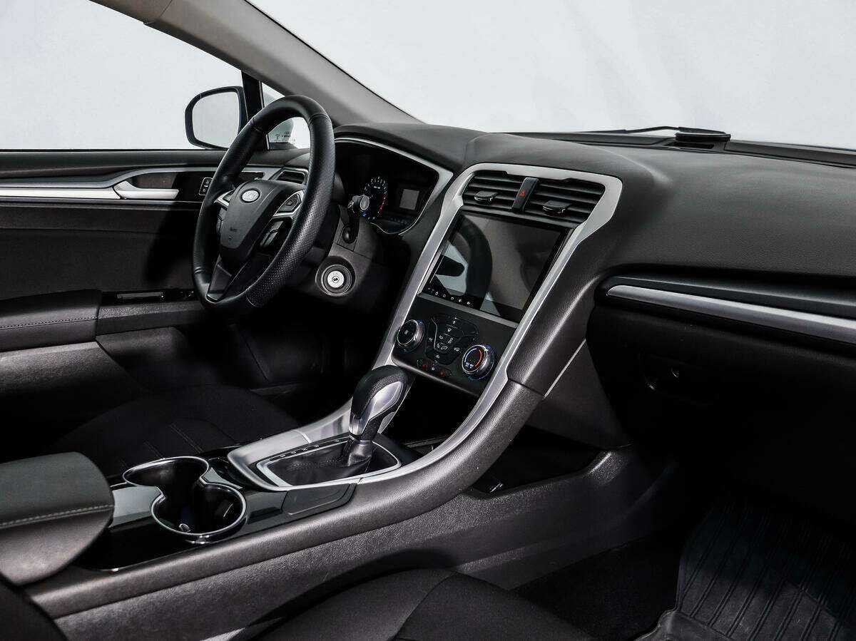 Ford Mondeo, 2016 Фото №11
