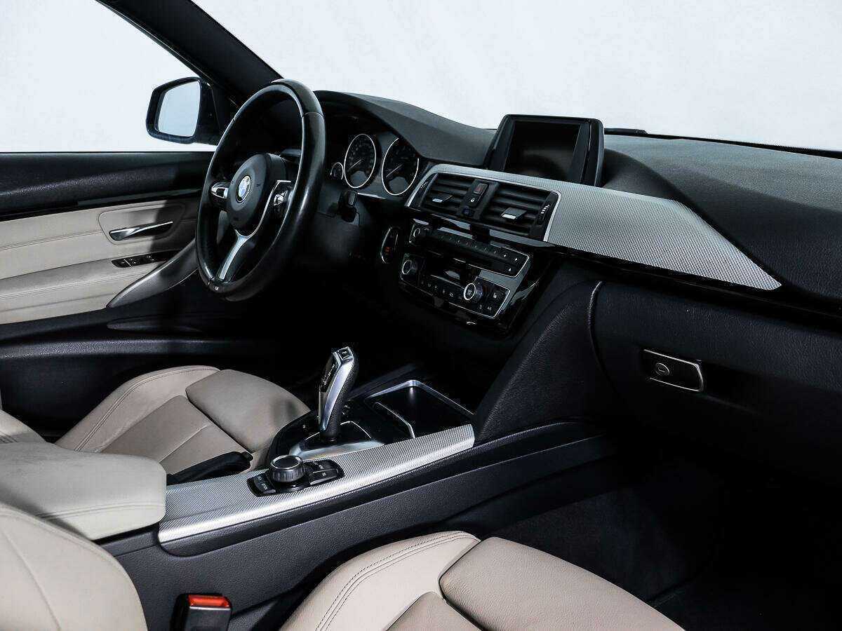 BMW 3 серии 320i xDrive, 2015 Фото №9