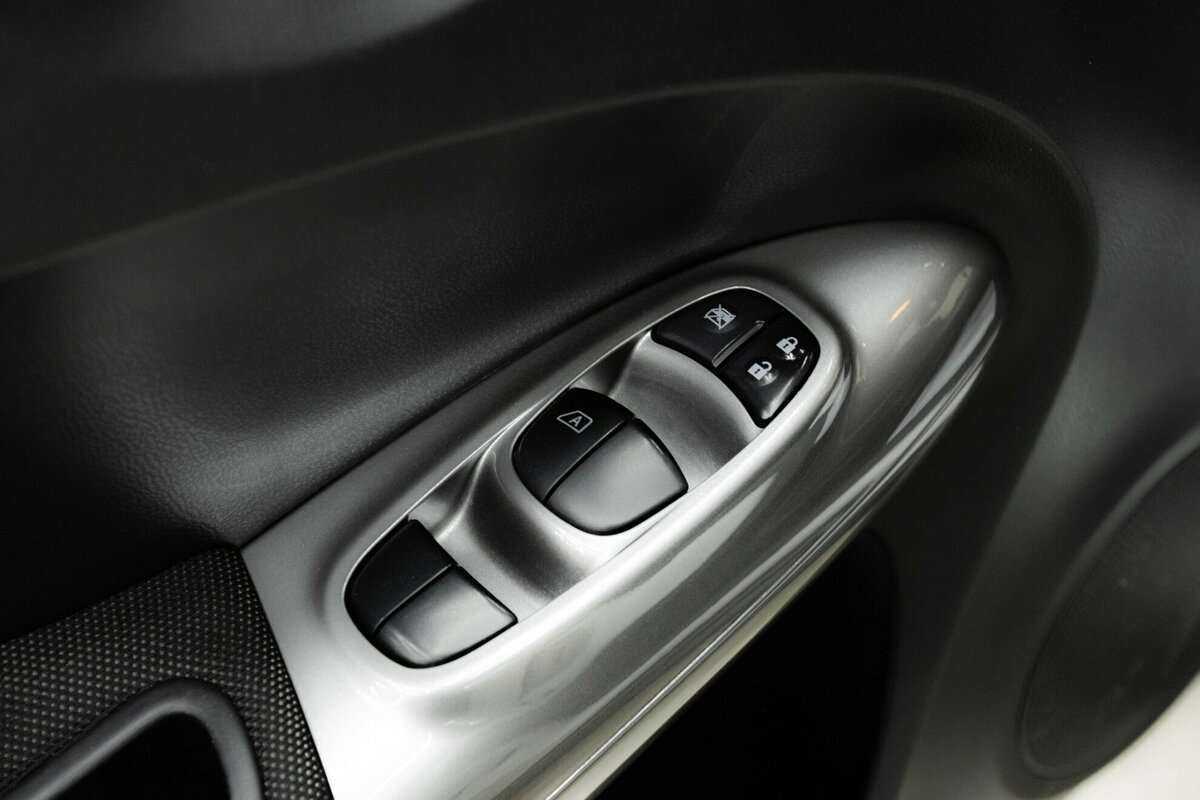 Nissan Juke, 2014 Фото №13