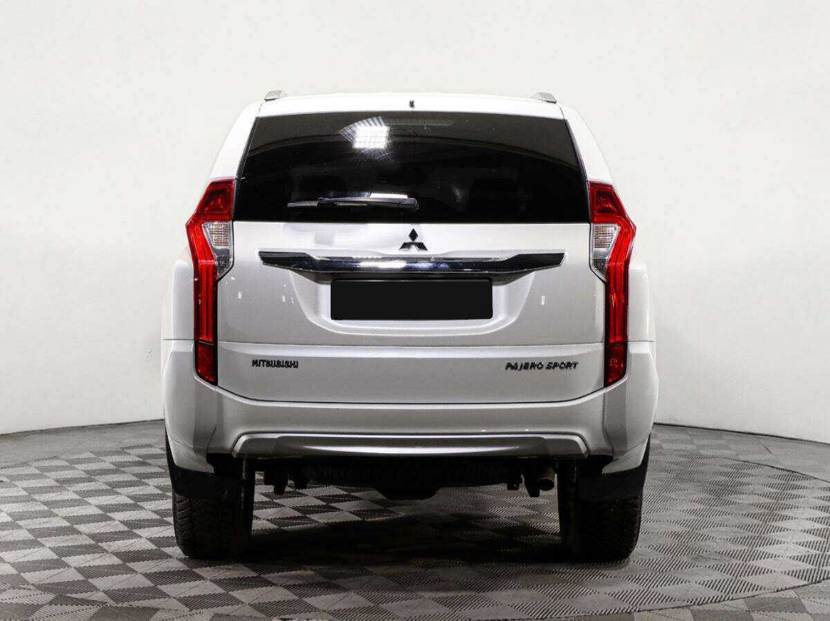 Mitsubishi Pajero Sport, 2018 - 103 890 км. | Фото №5