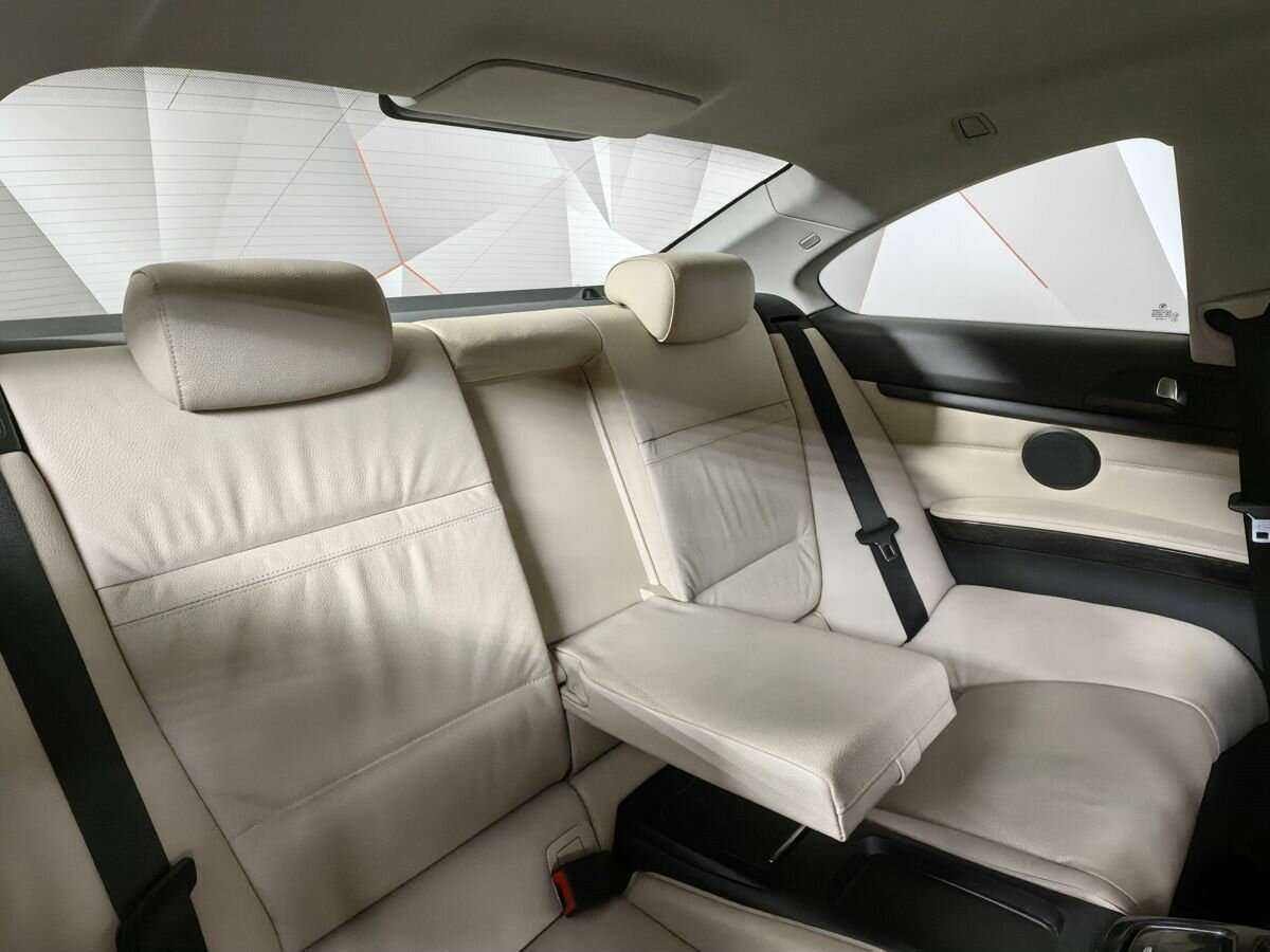 BMW 3 серии 320i, 2012 Фото №12