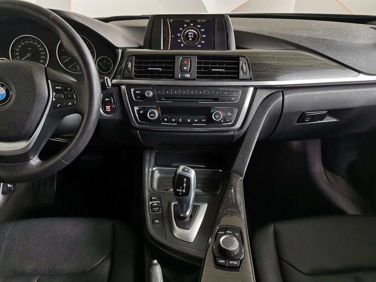 BMW 3 серии 320i, 2013 Фото №11