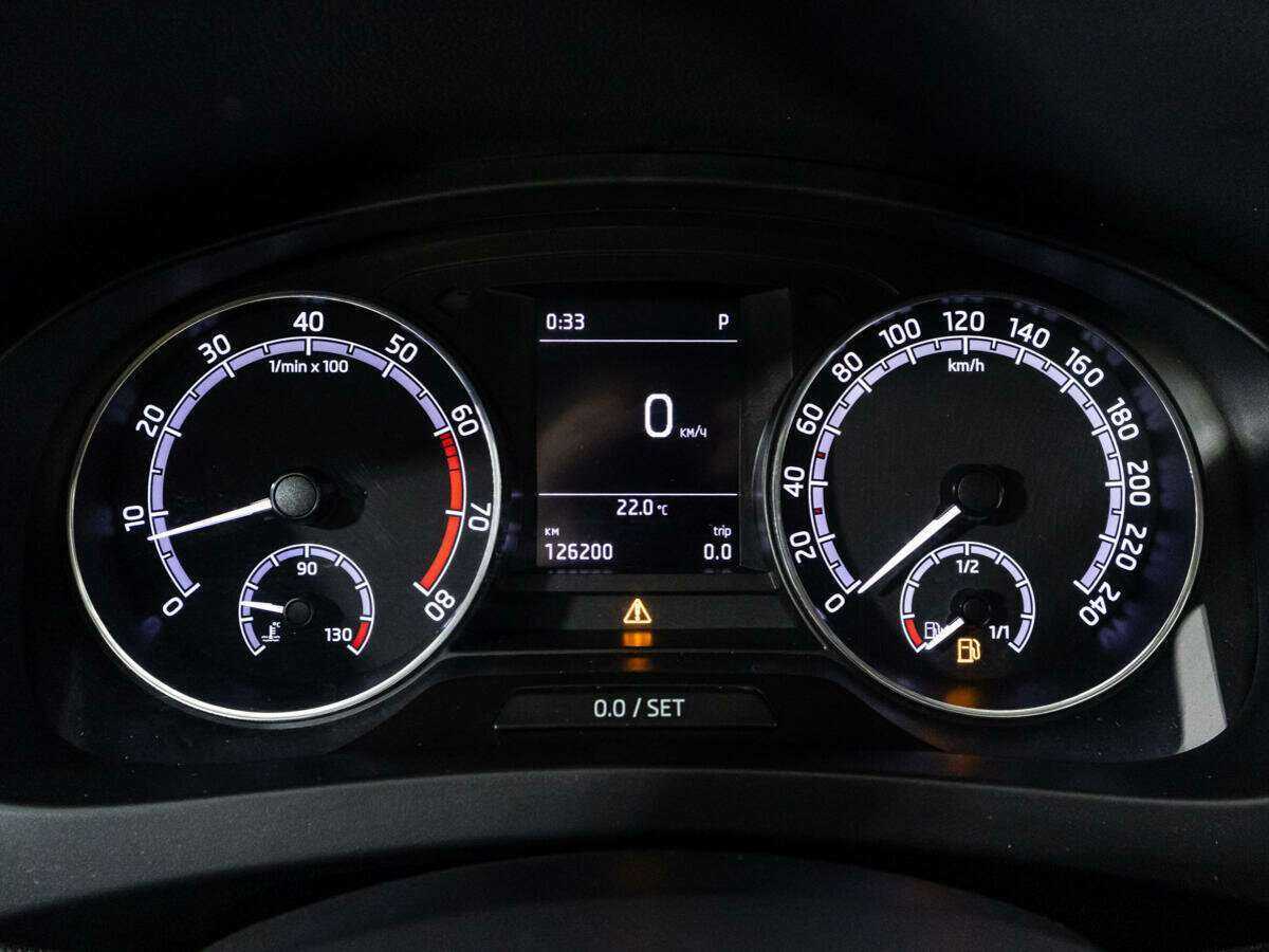 Skoda Rapid, 2017 Фото №12