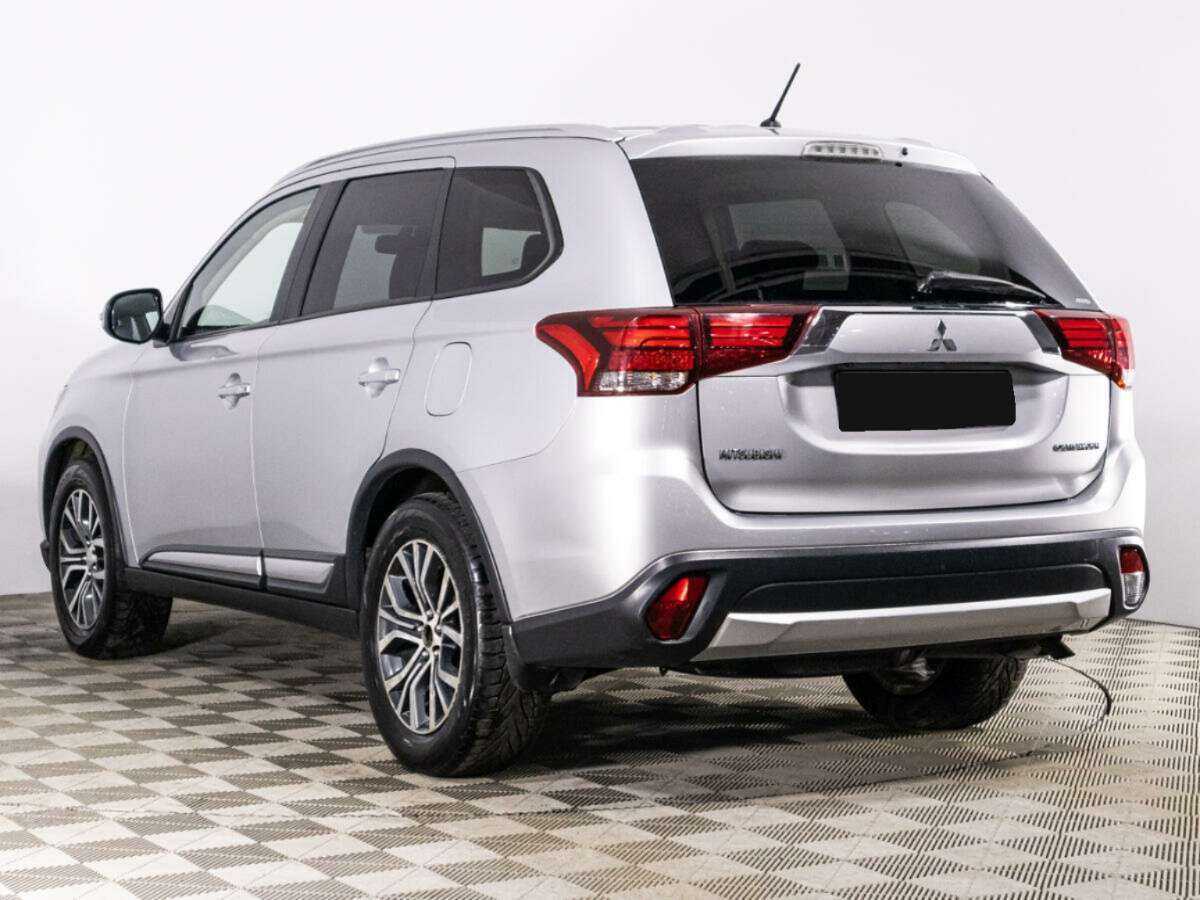 Mitsubishi Outlander, 2015 Фото №7