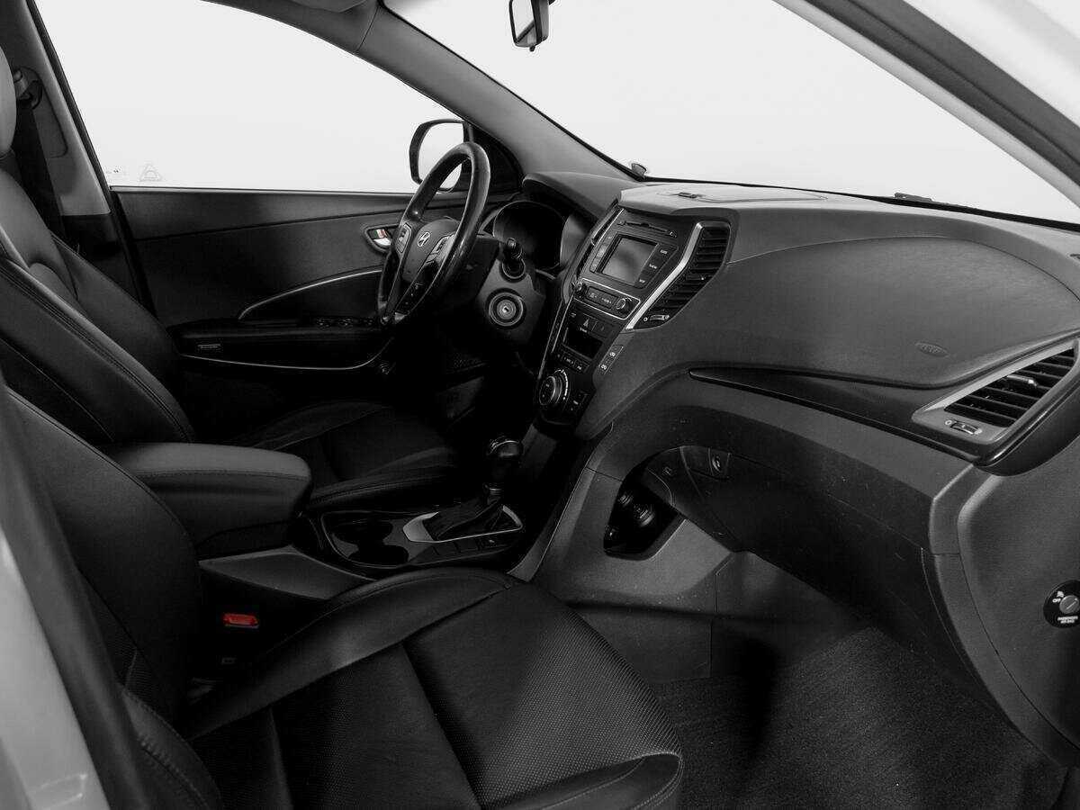 Hyundai Santa Fe, 2016 Фото №9