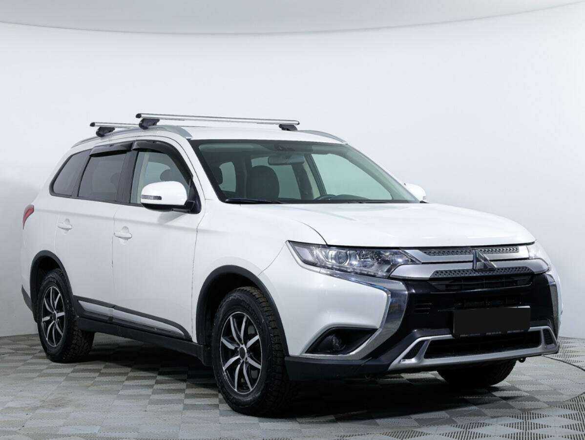 Mitsubishi Outlander, 2018 Фото №3