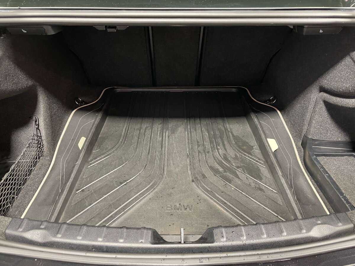 BMW 3 серии 320i xDrive, 2016 Фото №10