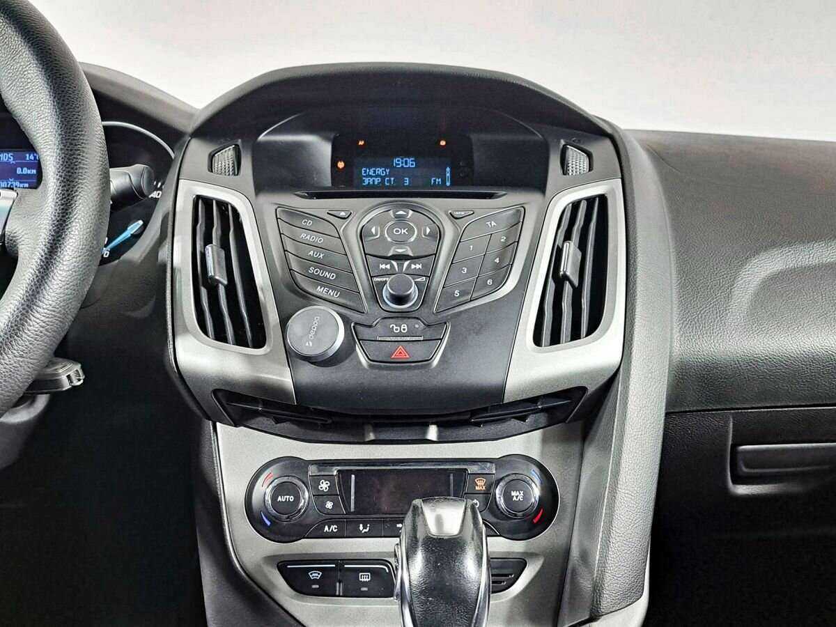 Ford Focus, 2012 Фото №15