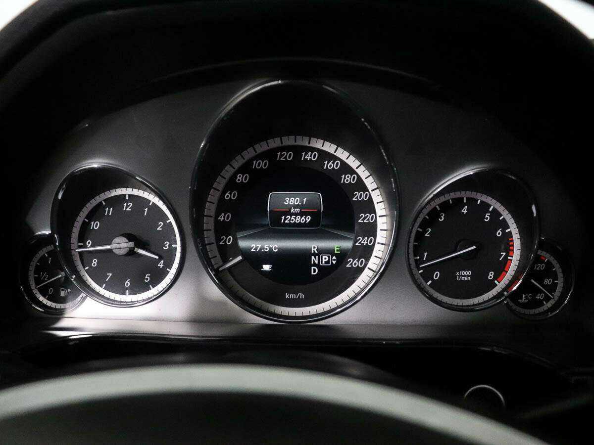 Mercedes-Benz E-Класс 350, 2012 Фото №10