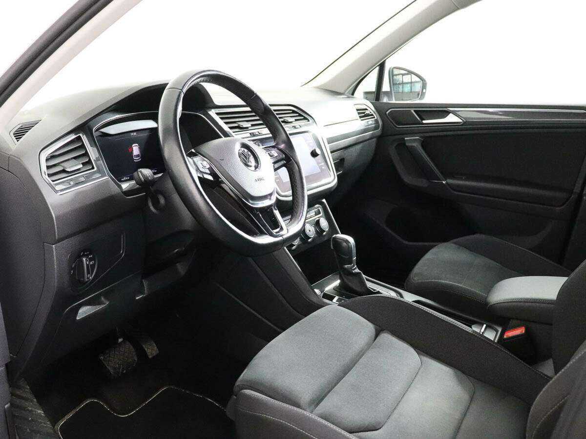 Volkswagen Tiguan, 2017 Фото №8